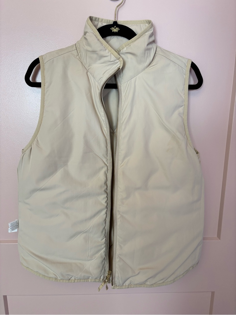 J. Crew Factory Quilted Puffer Vest Fall Medium - Light Beige/Cream - Picture 7 of 8